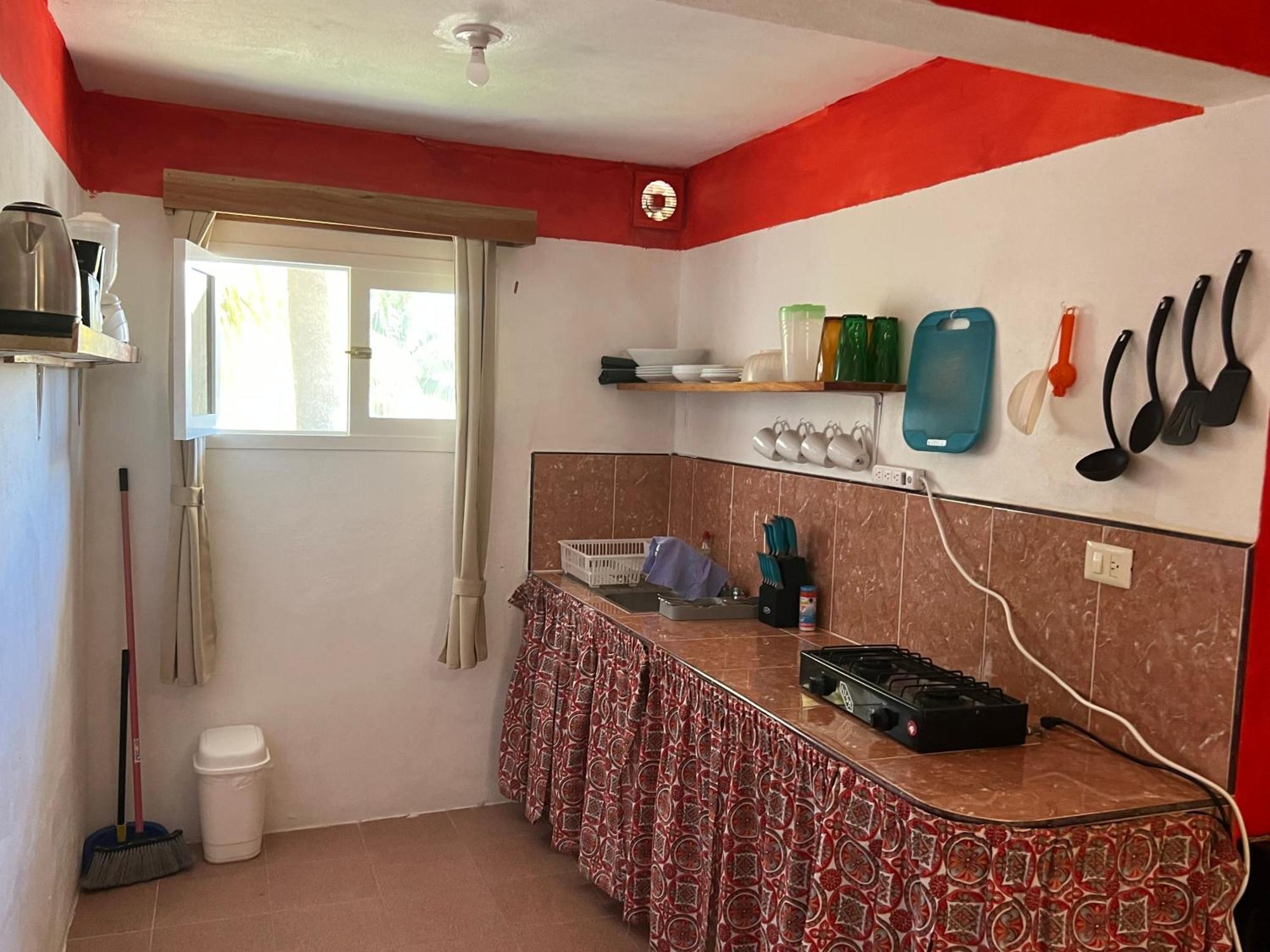 Casa Gajah Hotel Cuyo Bagian luar foto
