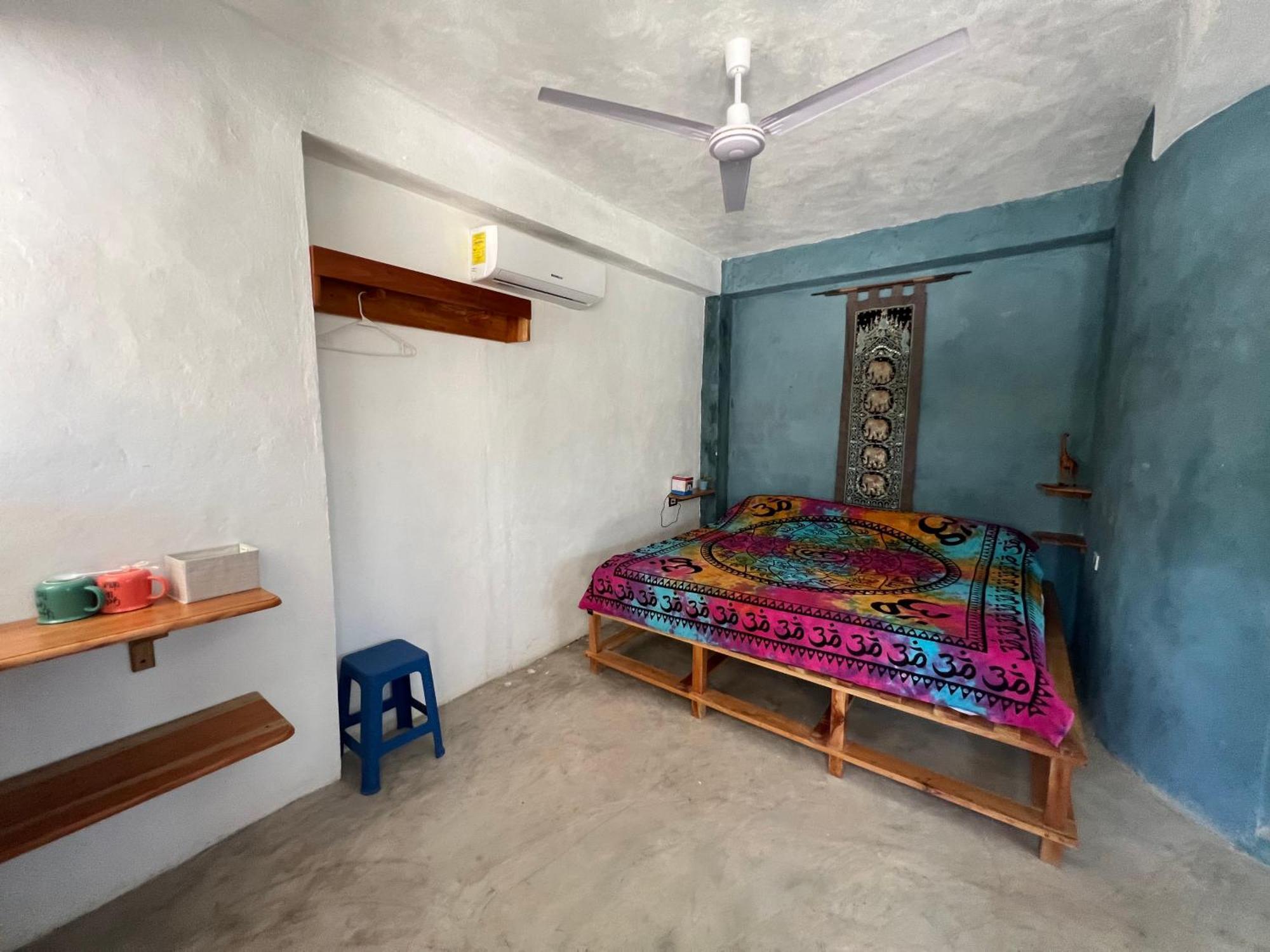 Casa Gajah Hotel Cuyo Bagian luar foto